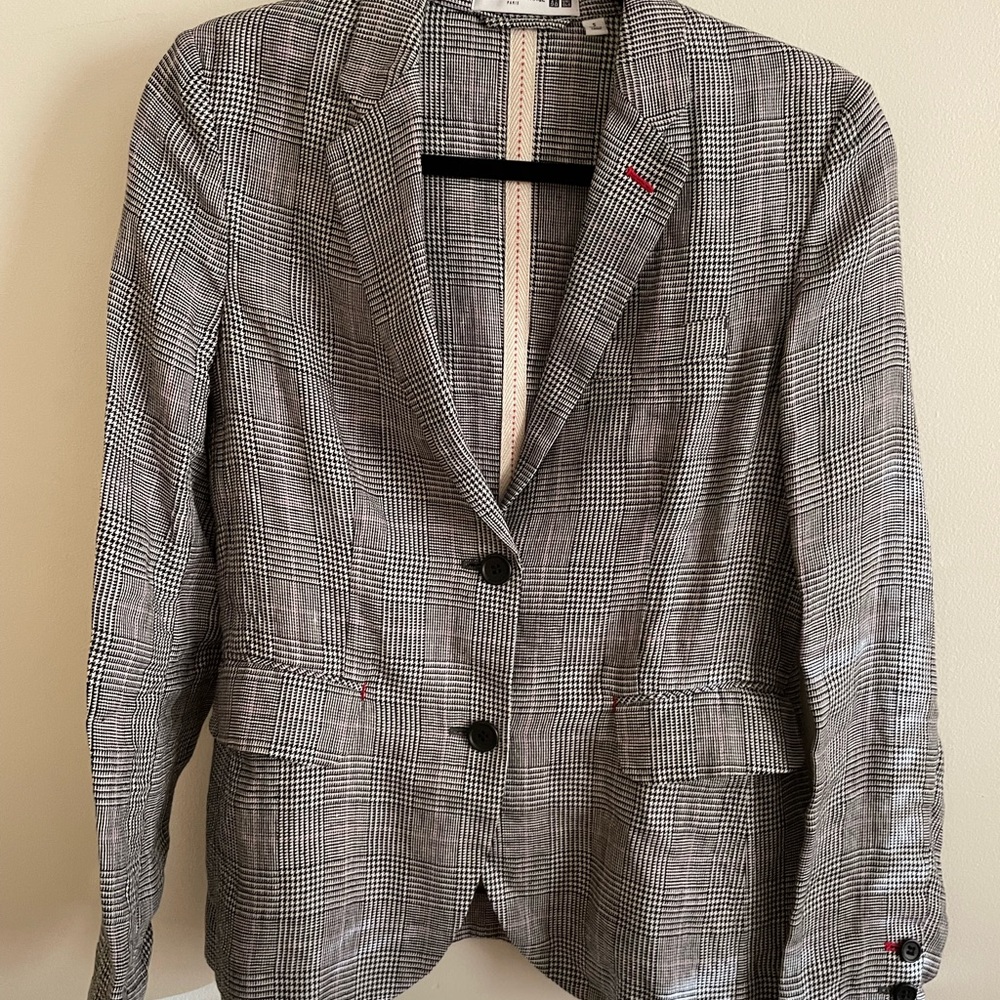 Uniqlo plaid blazer